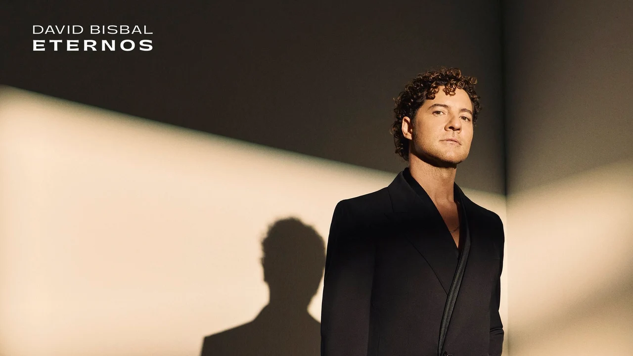 David Bisbal en la portada de ETERNOS